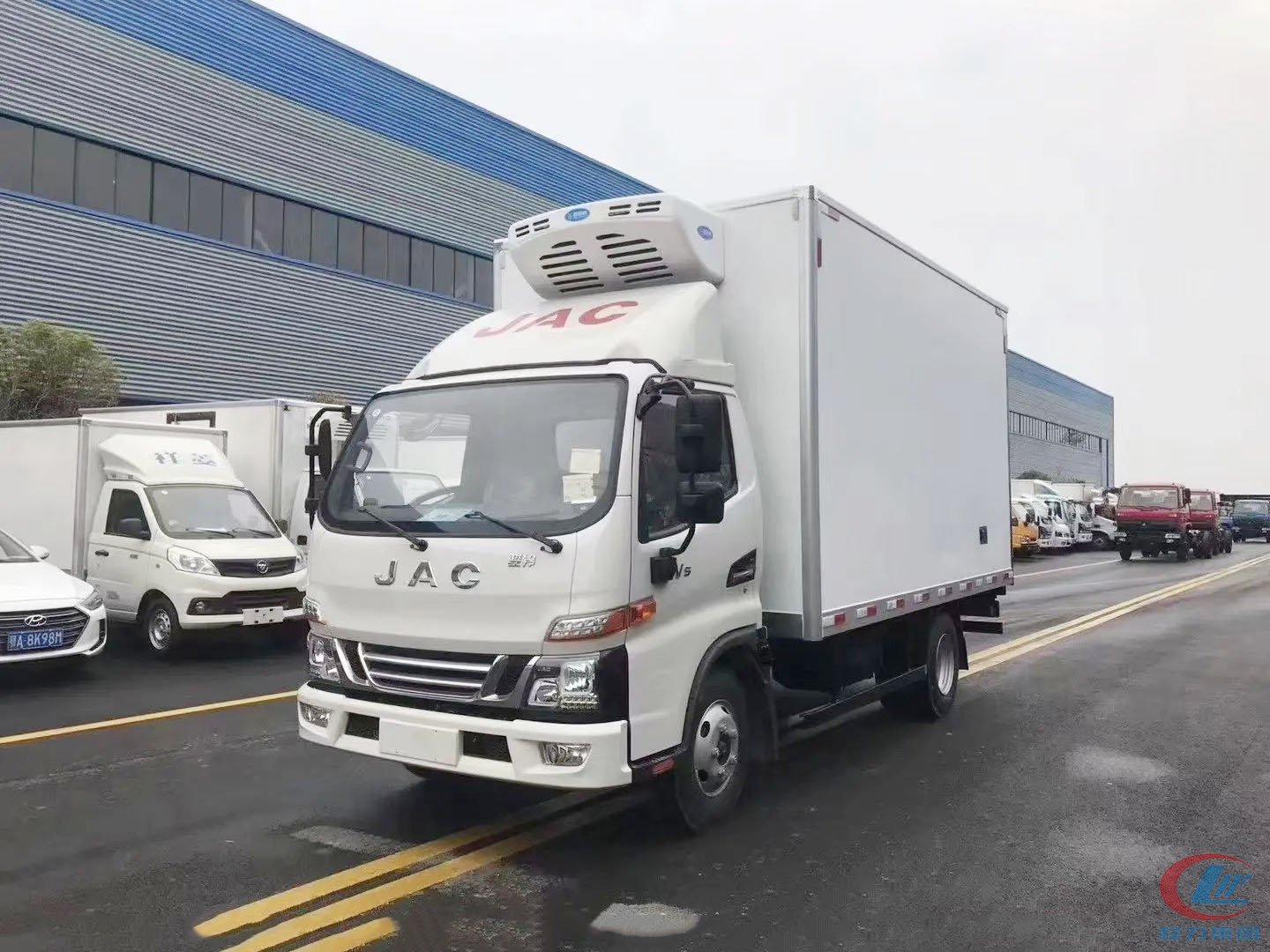 國(guó)六江淮駿鈴V5冷藏車