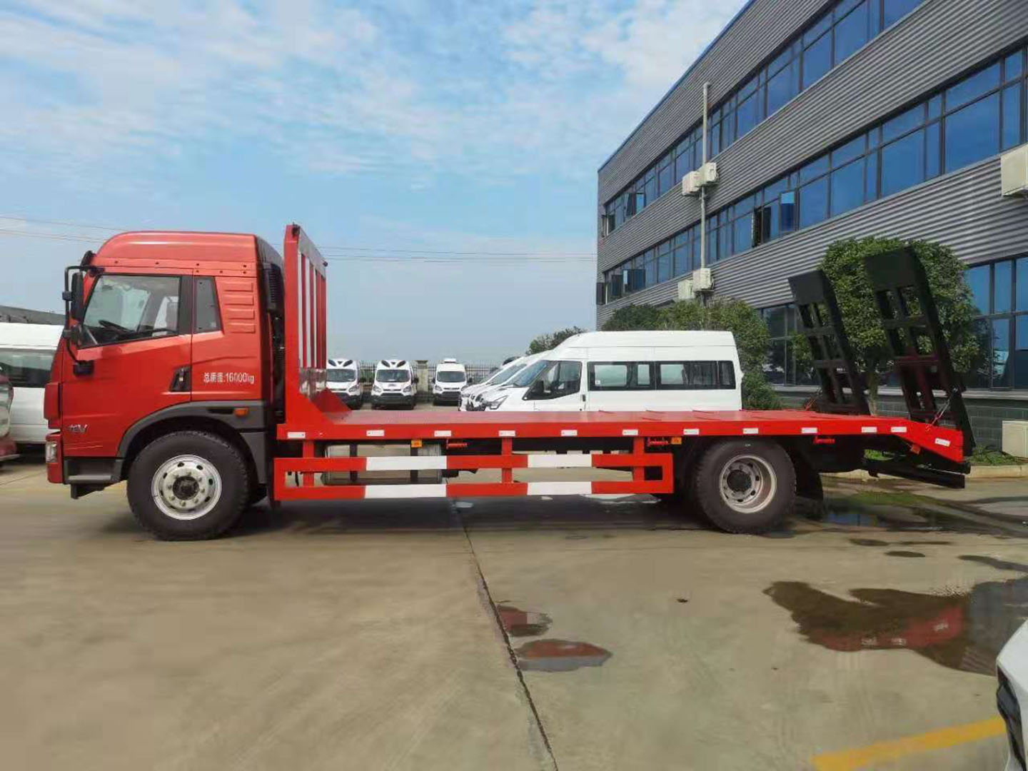 國六解放龍V單橋平板運(yùn)輸車