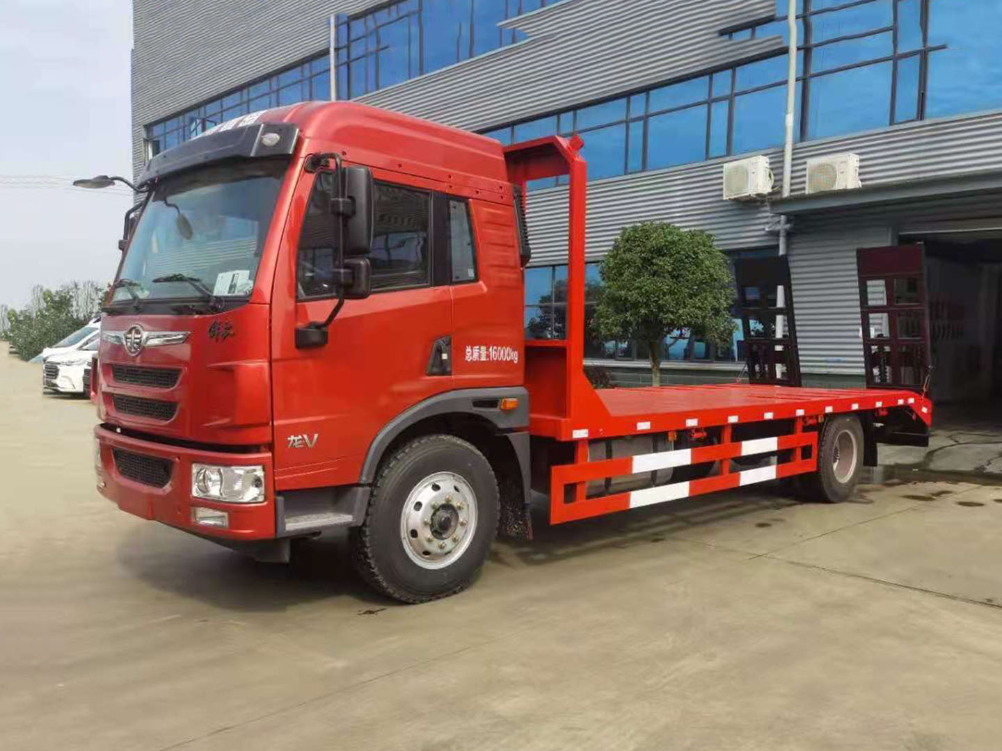 國六解放龍V單橋平板運(yùn)輸車