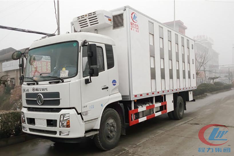 湖北程力天錦恒溫型畜禽運輸車側(cè)面圖