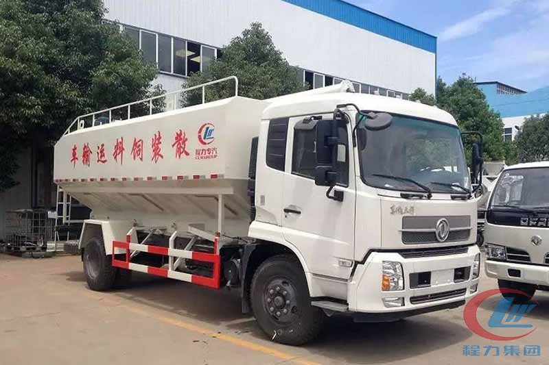 程力東風(fēng)天錦散裝飼料運輸車側(cè)面圖